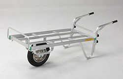 小回りの利く一輪車です。